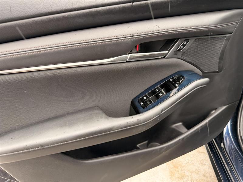 mazda Mazda3 2019 - 12