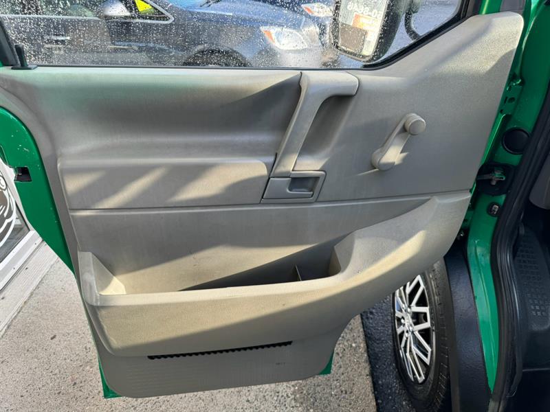 Volkswagen Transporter 12