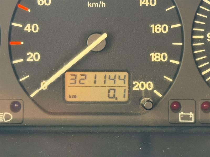 Volkswagen Transporter 18