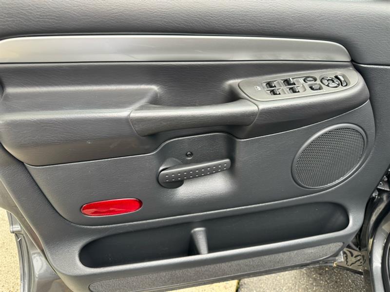 dodge Ram 3500 2004 - 14