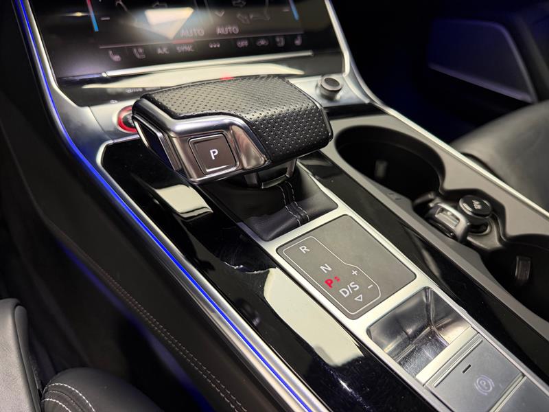audi RS 6 Avant 2023 - 25