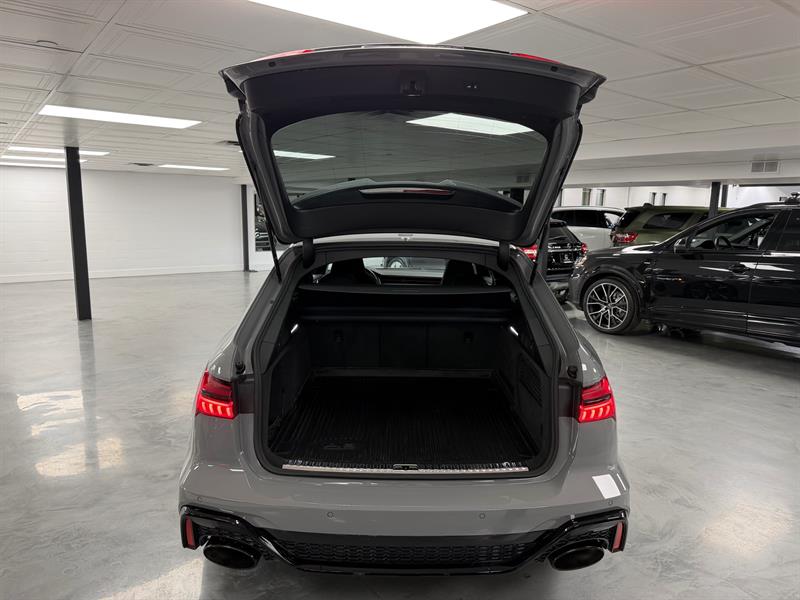 audi RS 6 Avant 2023 - 35