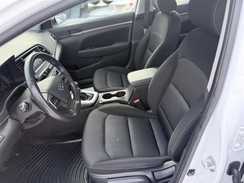 hyundai Elantra 2017 - 16