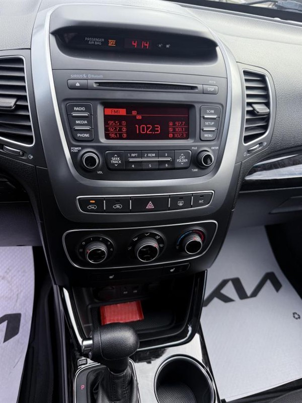 kia Sorento 2015 - 12