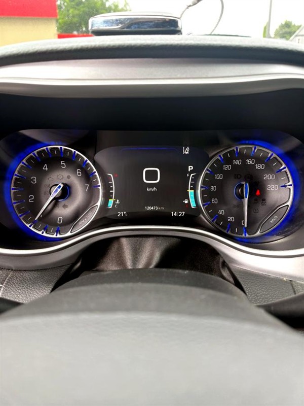 chrysler Pacifica 2022 - 13