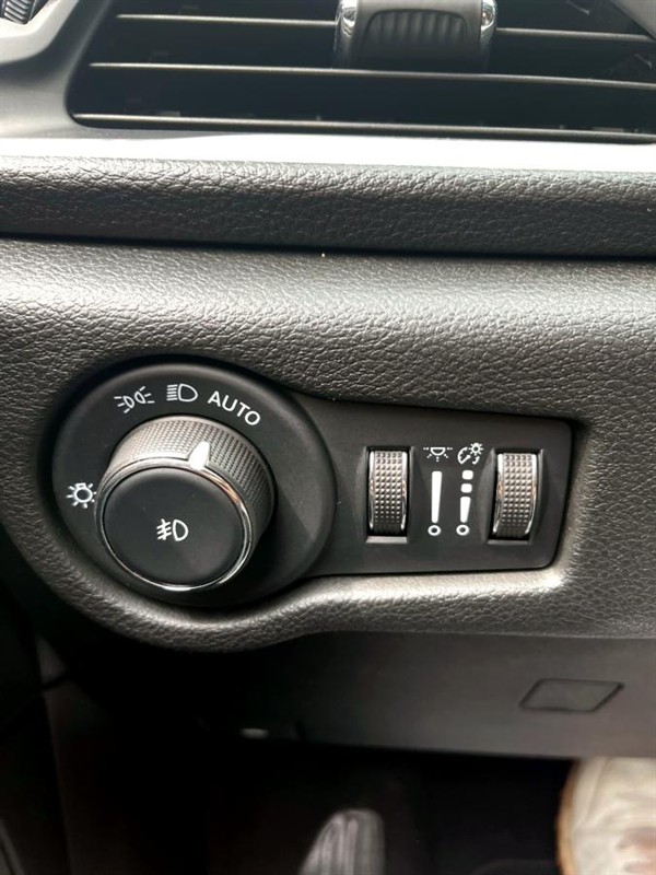 chrysler Pacifica 2022 - 15