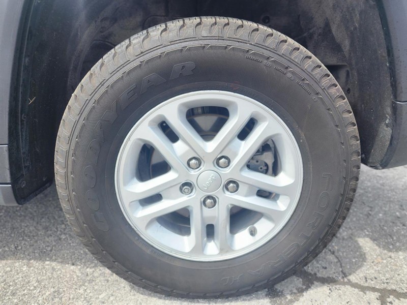 jeep Grand Cherokee 2024 - 8