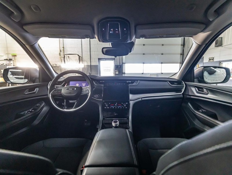 jeep Grand Cherokee 2024 - 12