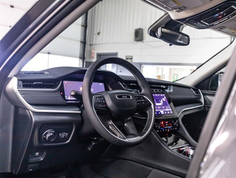 jeep Grand Cherokee 2024 - 17