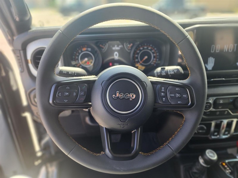 jeep Wrangler 2024 - 12