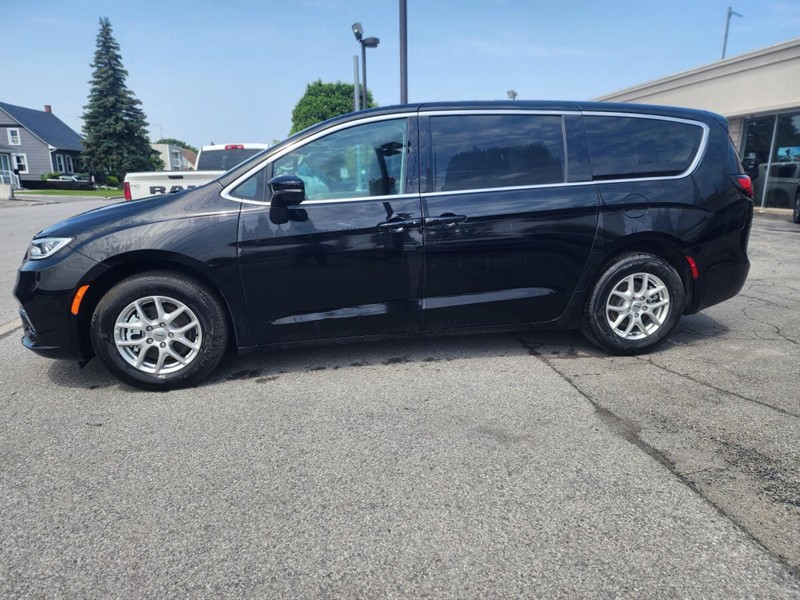 chrysler Pacifica 2024 - 4