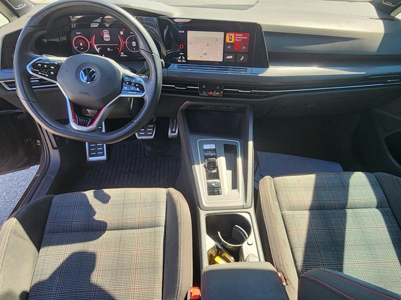 volkswagen Golf GTI 2022 - 12