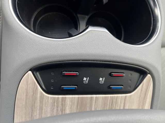 toyota Venza 2021 - 18