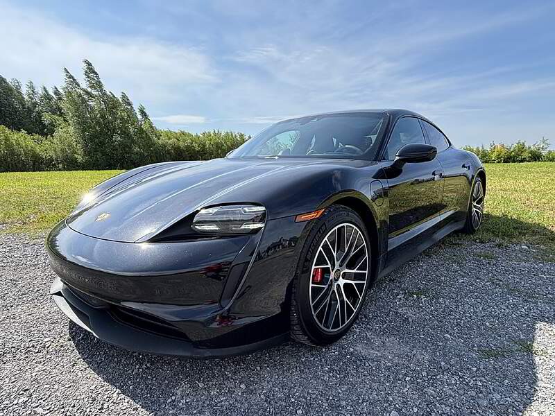 porsche Taycan 2020