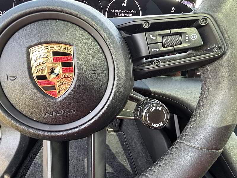 porsche Taycan 2020 - 10