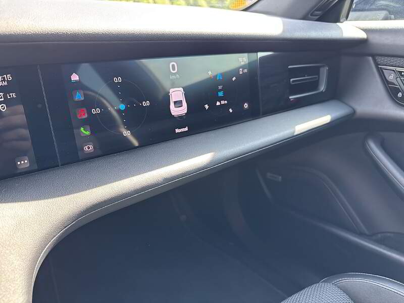 porsche Taycan 2020 - 14