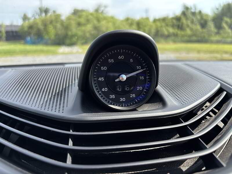 porsche Taycan 2020 - 15