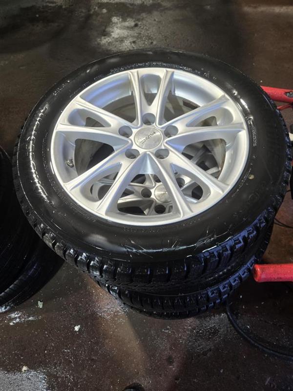 2010 Acura TL - Image 27