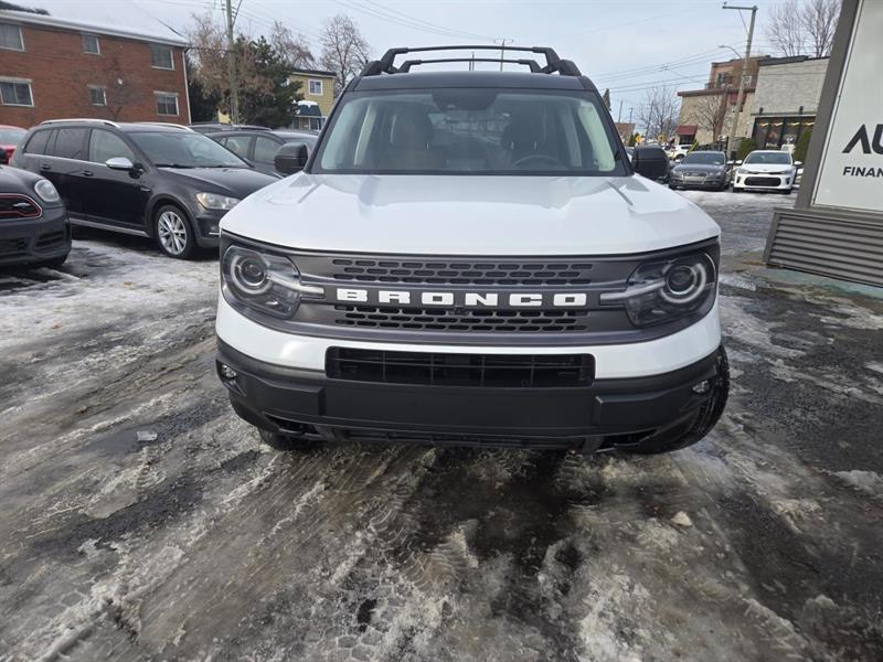 2022 Ford Bronco - Image 2