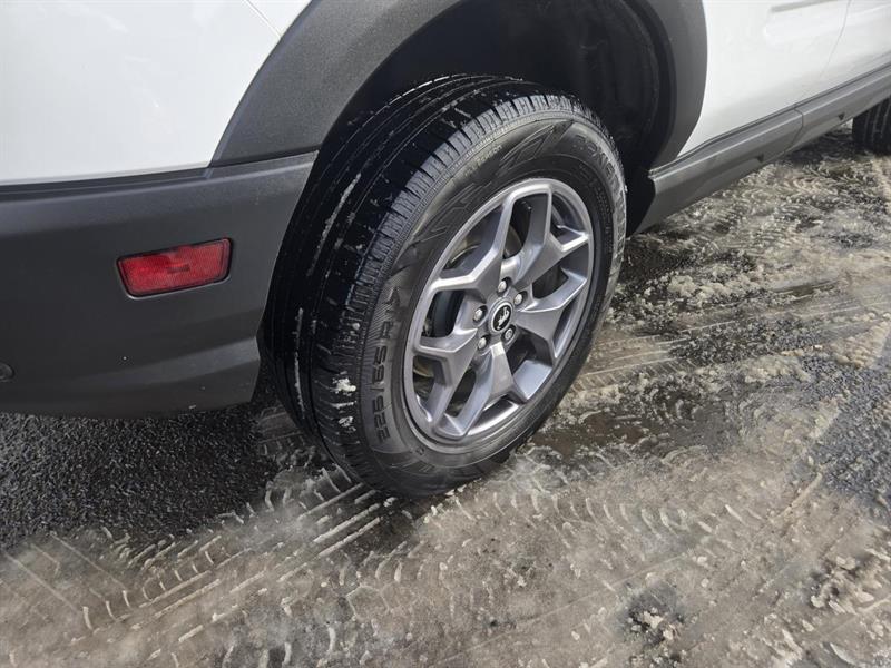 2022 Ford Bronco - Image 9