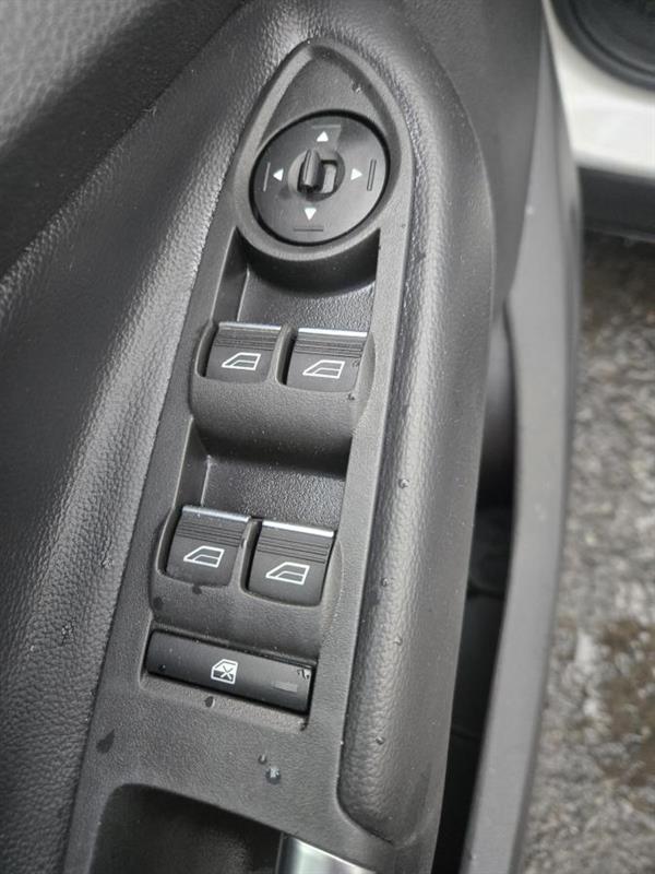 2017 Ford Escape - Image 17