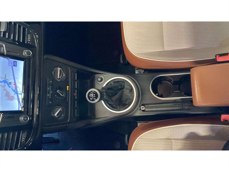 volkswagen Beetle Coupe 2016 - 21