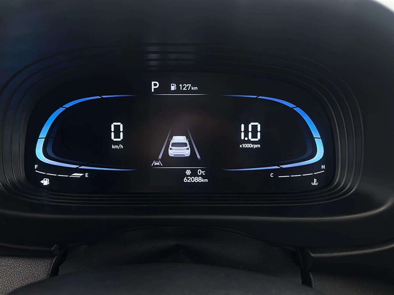hyundai VENUE SEL/LIMITED 2023 - 13