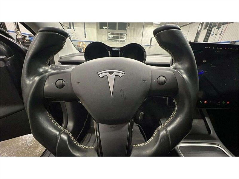 tesla Model 3 2021 - 10