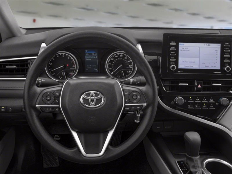 toyota Camry LE 2022 - 12