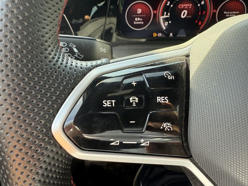 volkswagen Golf GTI 2023 - 15