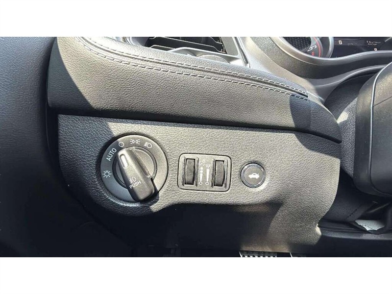 dodge Challenger 2020 - 16