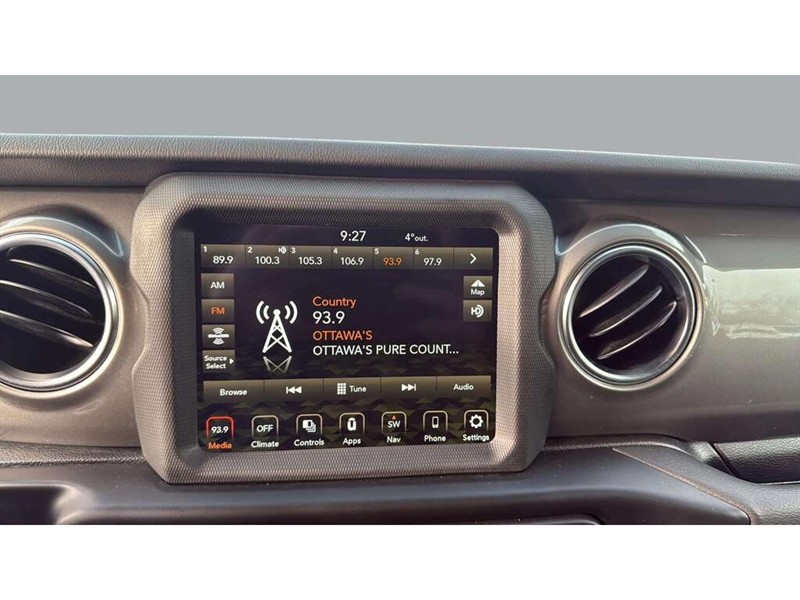 jeep Wrangler 2021 - 11