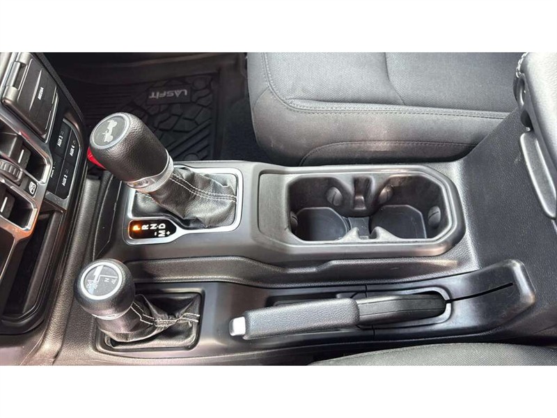 jeep Wrangler 2021 - 12