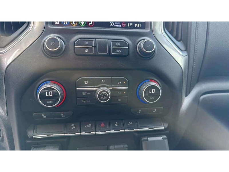 chevrolet Silverado 1500 2021 - 17