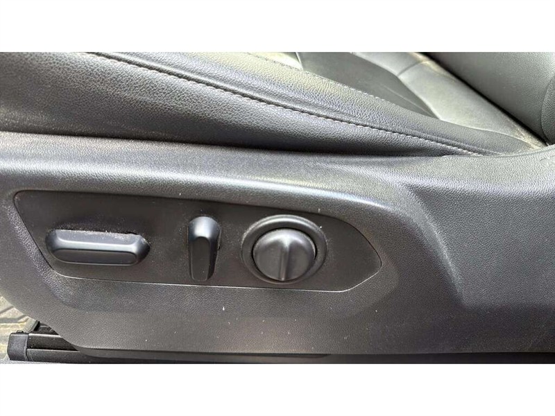 chevrolet Silverado 1500 2021 - 23