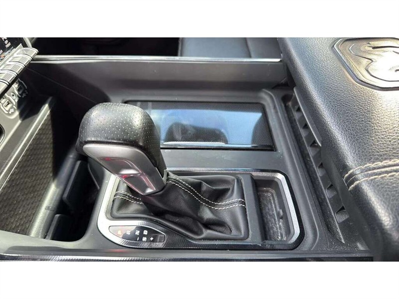 ram 1500 2022 - 17