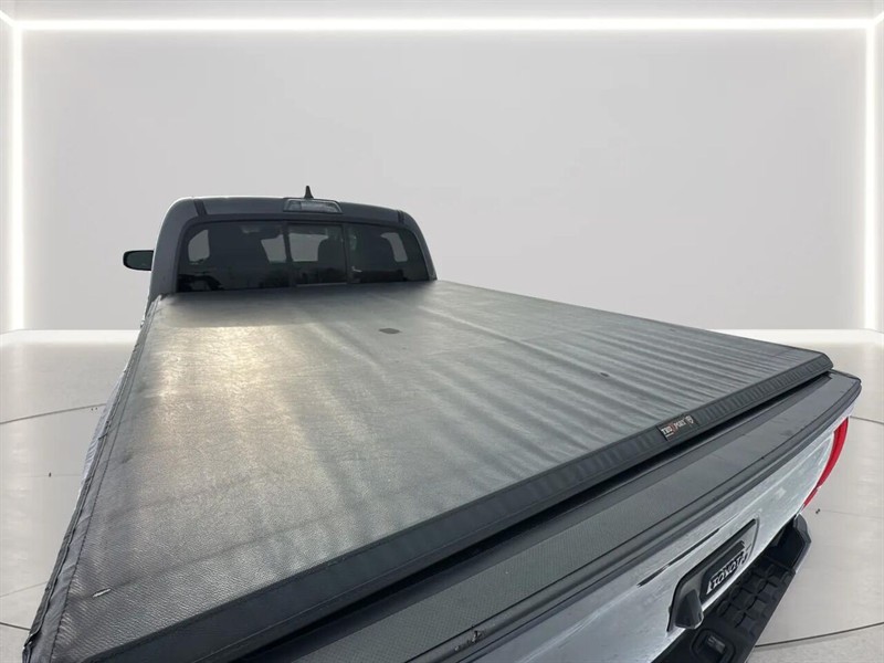 toyota TACOMA DBL CAB SR5/TRD 2022 - 13