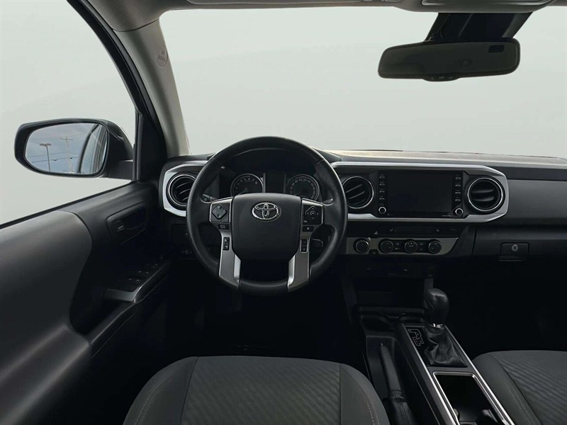 toyota TACOMA DBL CAB SR5/TRD 2022 - 16