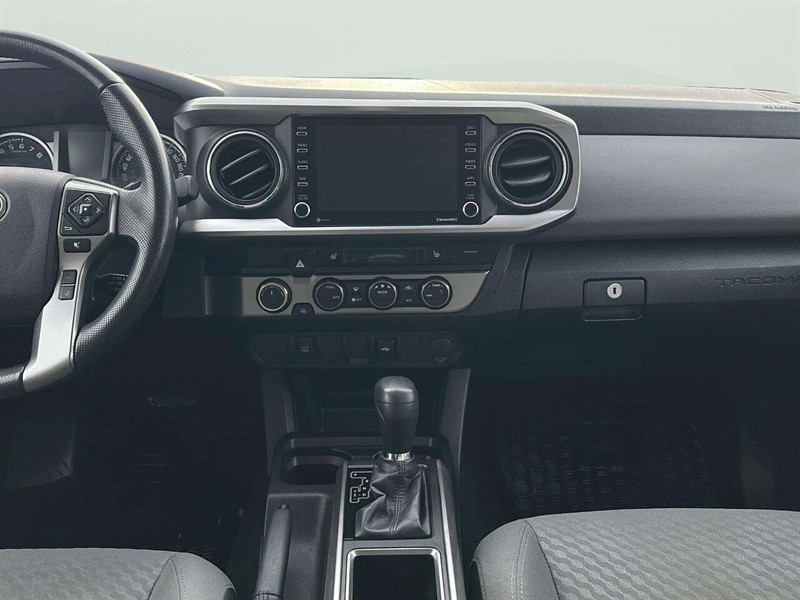 toyota TACOMA DBL CAB SR5/TRD 2022 - 20