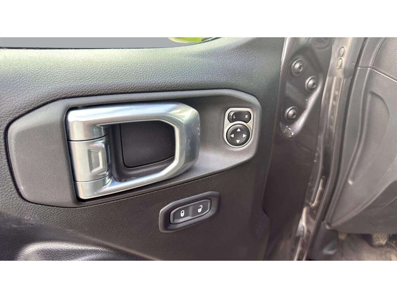 jeep Wrangler 2024 - 21