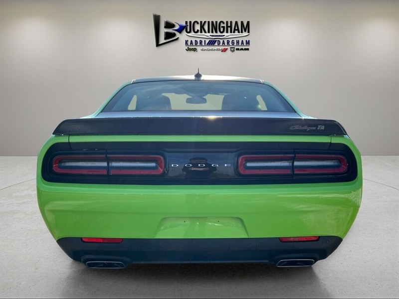 dodge Challenger 2023 - 6