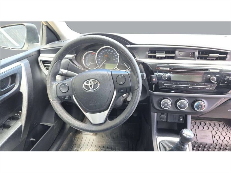 toyota Corolla 2015 - 8