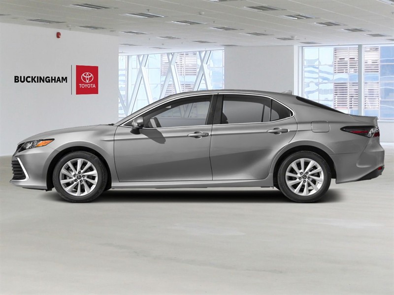 toyota Camry LE 2022 - 2