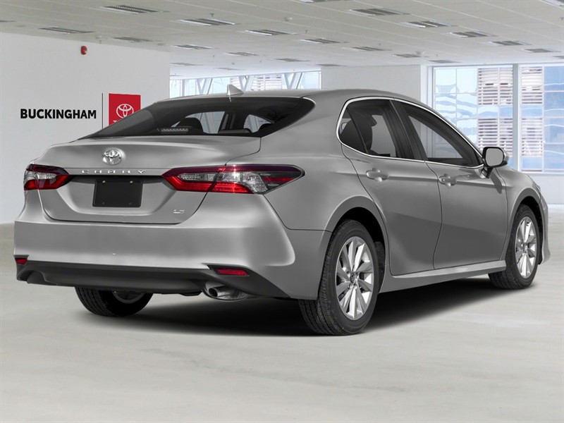 toyota Camry LE 2022 - 3