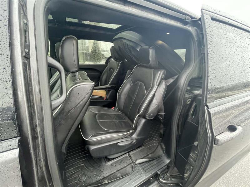 chrysler Pacifica 2020 - 11