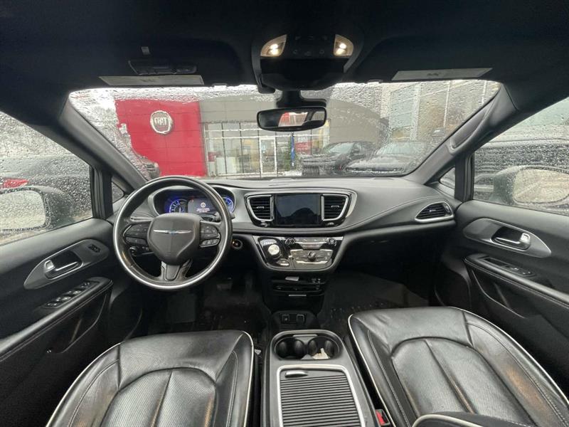 chrysler Pacifica 2020 - 12