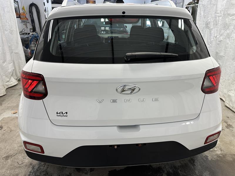 hyundai Venue 2022 - 18