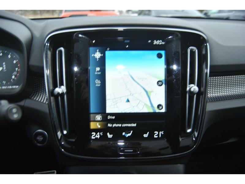 2022 Volvo C40 - Image 18