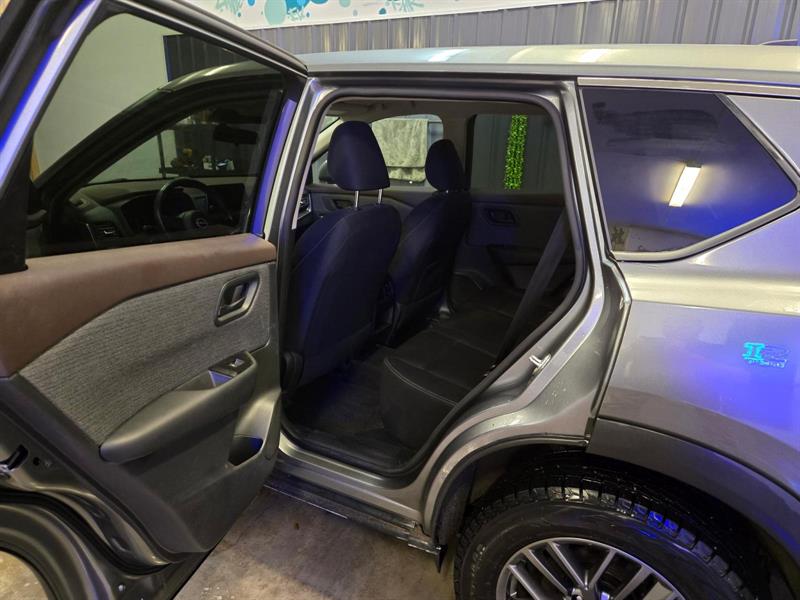 nissan Rogue 2023 - 9