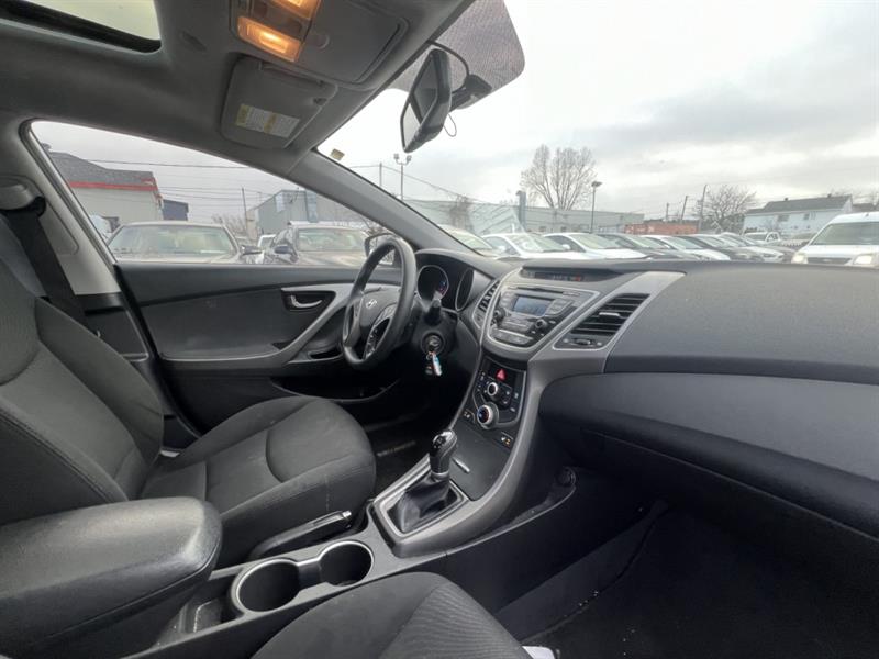 hyundai Elantra 2015 - 28